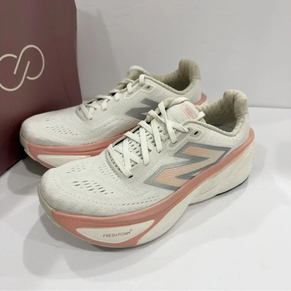 New Balance Women's Fresh Foam X More v5 Running Shoes - Picture 6 of 10